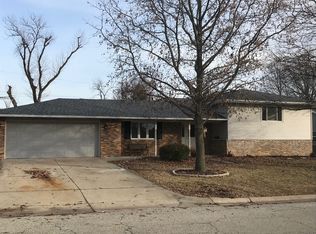 748 S Columbus Ave, Morton, IL