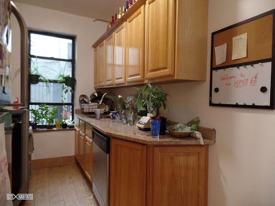 2nd image of 560 W 151st St APT B2