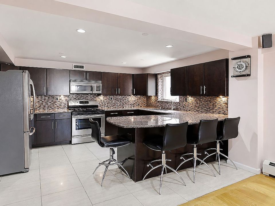 1st image of 2158 Ocean Ave APT 7B
