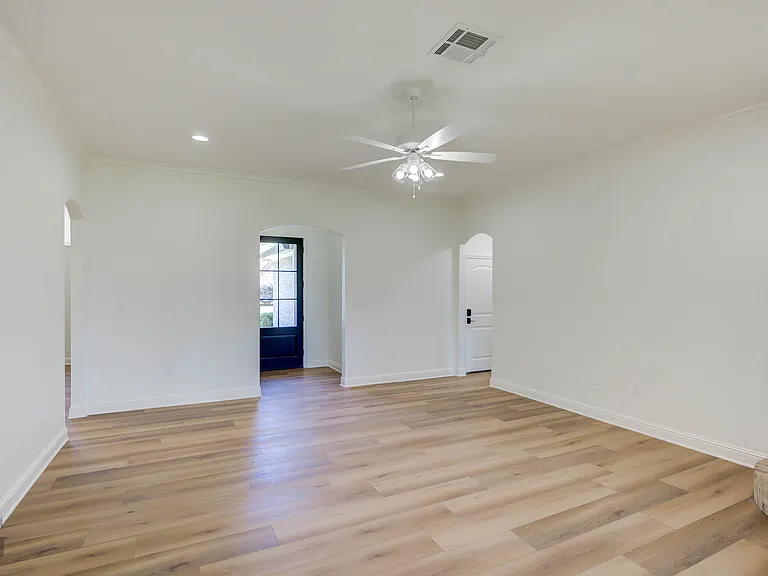 525 Chinquipin Dr — Photo 18