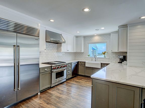 5th image of 13 E Atlanta Street