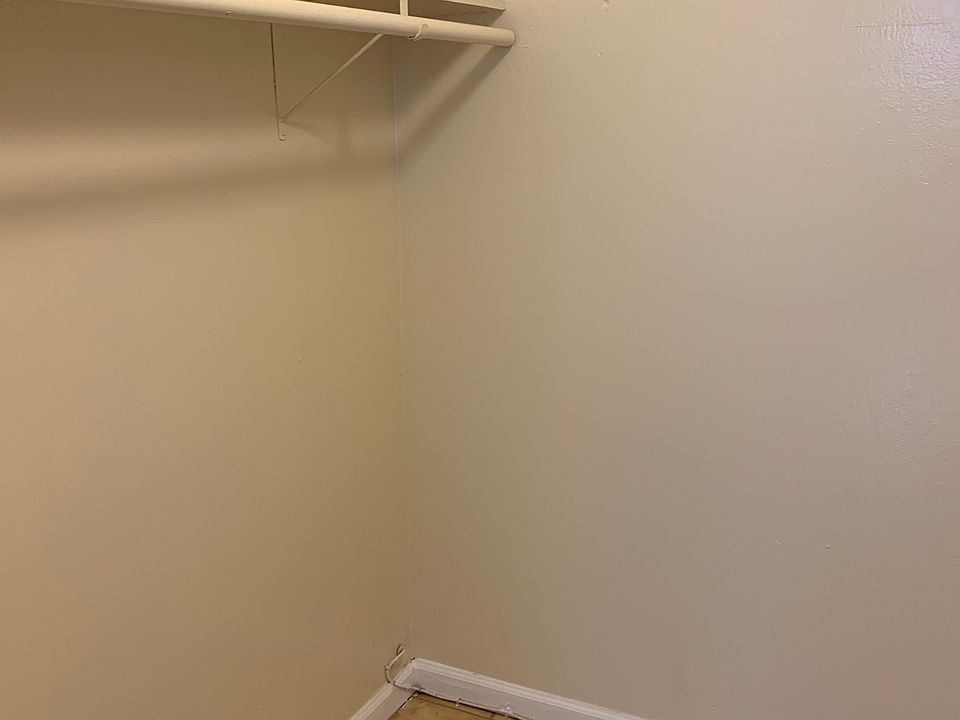 2nd image of 15526 Chase St APT 39