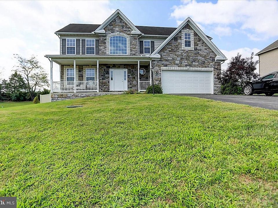 1st image of 6200 Betteker Ln