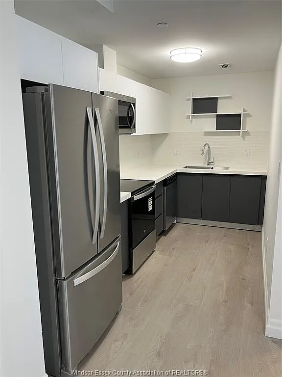 2 bed, 2.0 bath, 1095 sqft, $2,200 — Photo 4