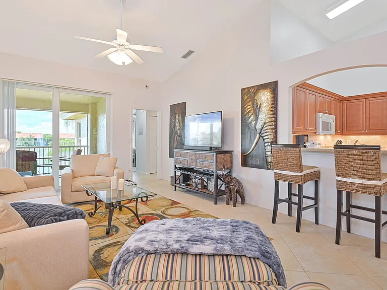 2600 Marshcreek Ln #201 — Photo 12