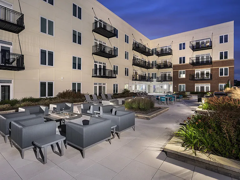 The Residences of Wilmette — Photo 9