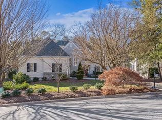 7 Tiverton Ln, Asheville, NC 28803