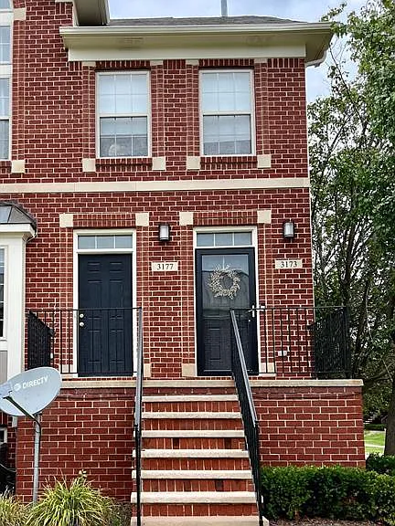 3177 Newbury Pl — Photo 1