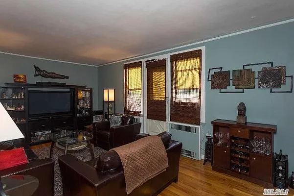 Sold by Douglas Elliman | media 16