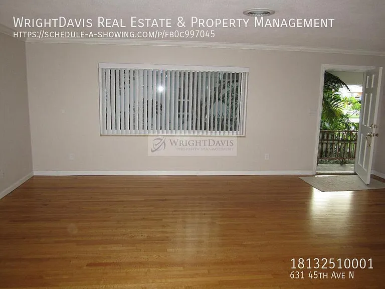631 45th Ave N — Photo 2