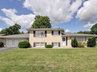 1150 Romin Rd, Lake Geneva, WI 53147