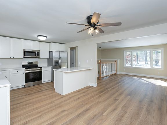 5th image of 449 Silver Lake Road