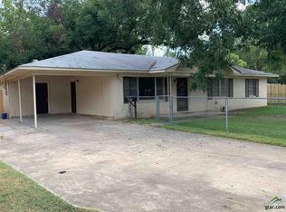602 Jefferson St, Mount Pleasant, TX 75686