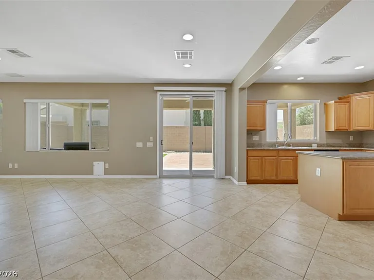 2501 Bechamel Pl — Photo 7