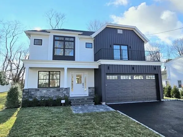 7 Bishop Drive S, Rye Brook, NY 10573