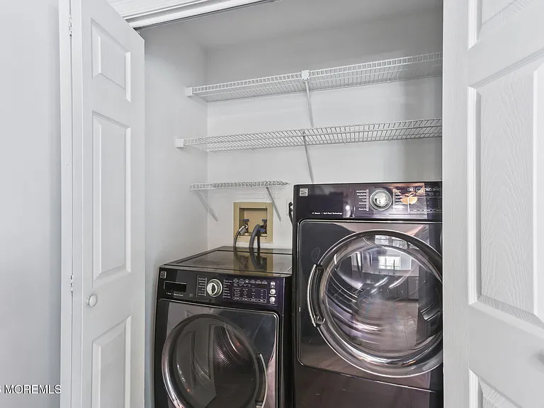 761 Banyan Ct — Photo 18