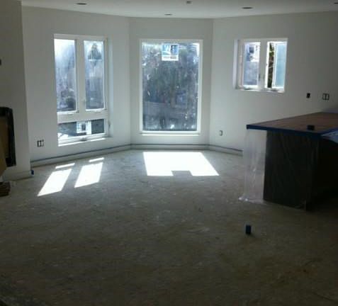 5th image of 16332 N Pacific Ave