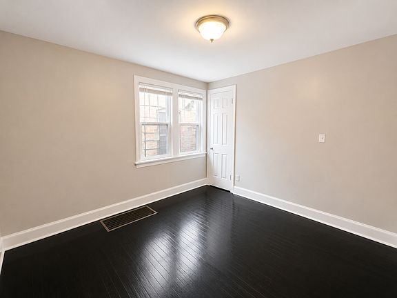 3rd image of 1908 W Market St #2