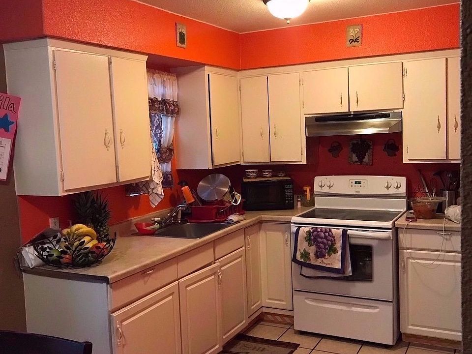 2nd image of 6413 Wire Dr
