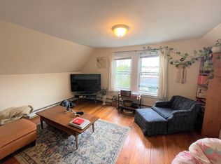 9 Ibbetson St #3R, Somerville, MA 02143