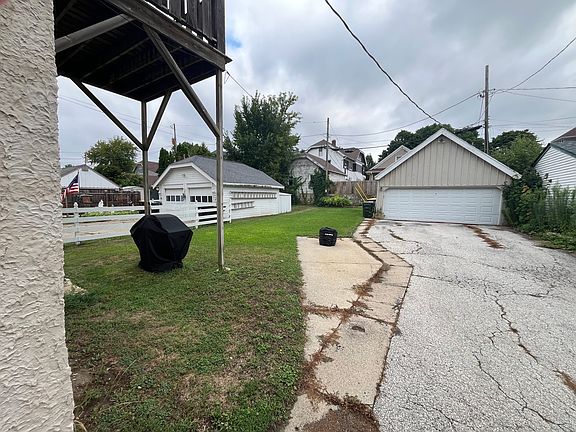 4th image of 2120 N 64th St #2122