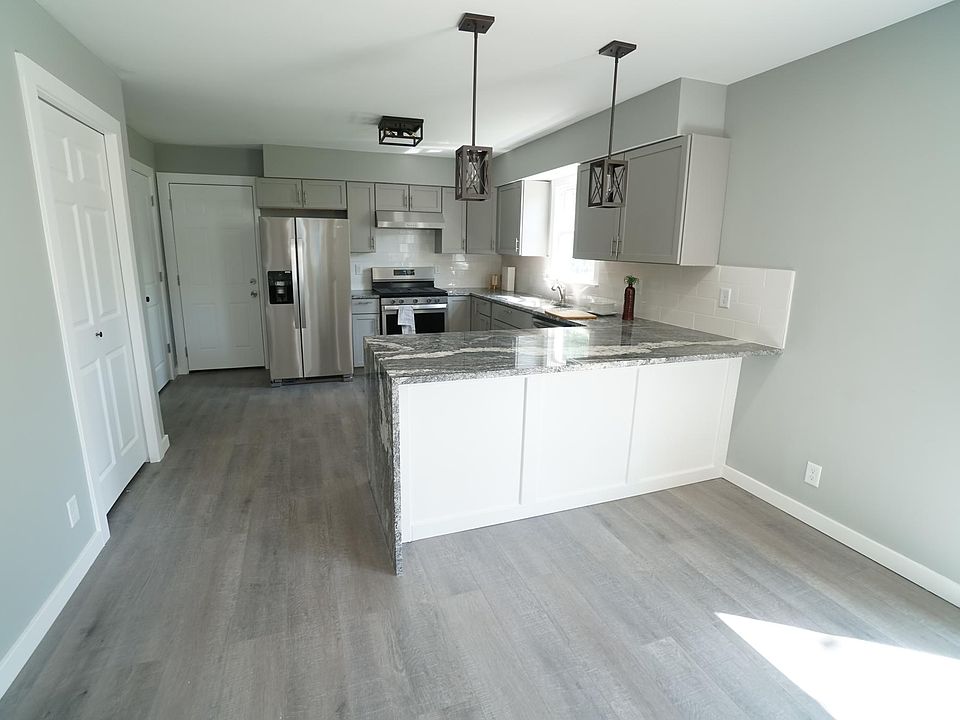 1st image of 3241 4th Ave S