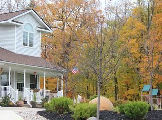 8754 Napier Rd, Northville, MI 48168