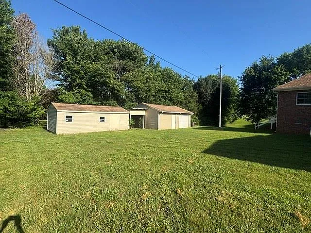5677 Bentley Rd — Photo 25