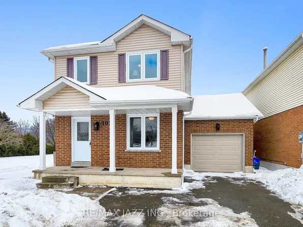 102 Penfound Dr, Clarington, ON L1C 4B8