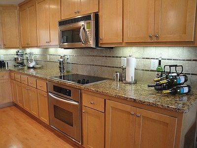 4th image of 505 Willoughby Way W