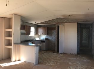 1200 S Van Buren Ave TRLR 26, Elk City, OK 73644