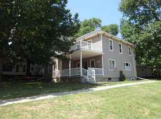 401 10th St, Alton, IA 51003