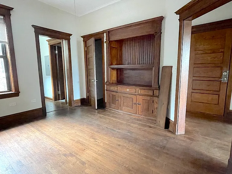 3932 N Sheridan Rd #3 — Photo 3