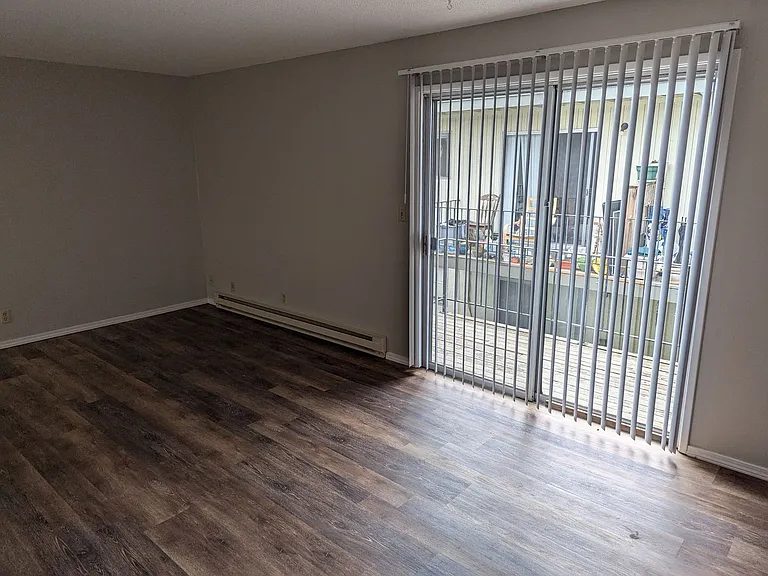 1145 Rural Ave SE — Photo 36