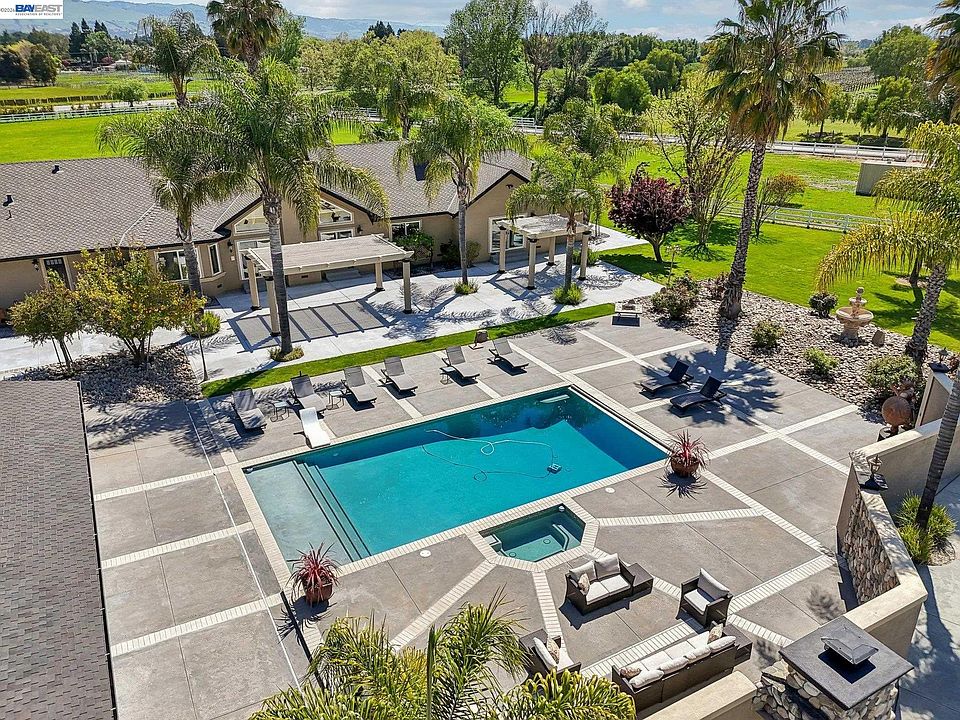 1st image of 12755 Santa Teresa Blvd