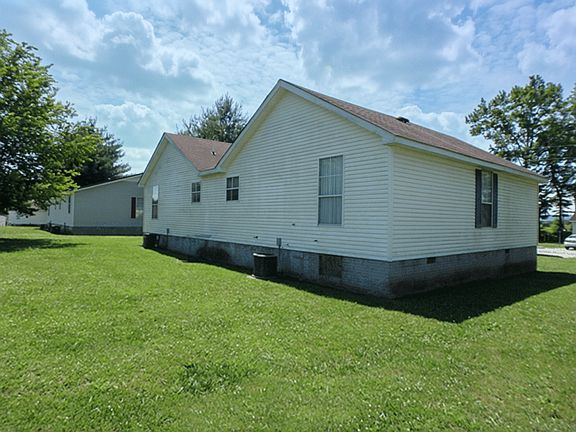2nd image of 137 Dogwood Pointe Dr #2