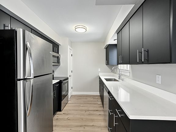 4th image of 12019 W Burleigh St APT 201