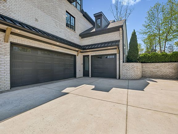 4th image of 7066 Lanceleaf Dr