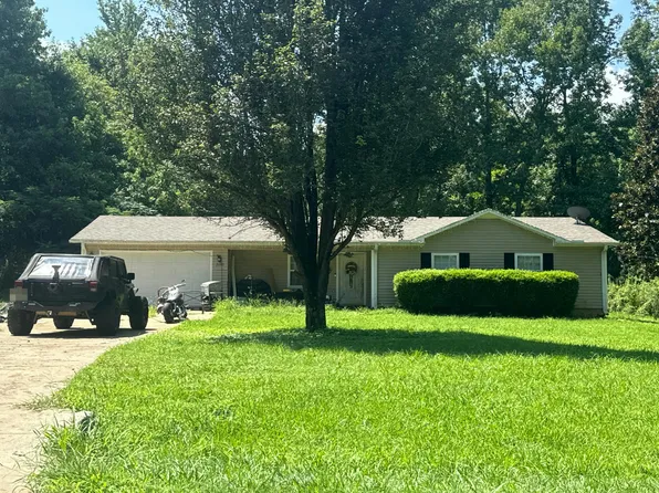 2692 Bobo Section Rd, Hazel Green, AL 35750