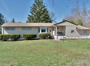 94 Pittis Ave, Allendale, NJ 07401
