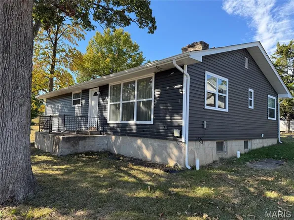 11 W 6th St, Gerald, MO 63037