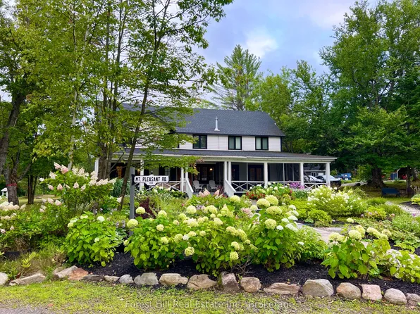 1040 Walker Lake Dr, Lake Of Bays, ON P1H 2J6