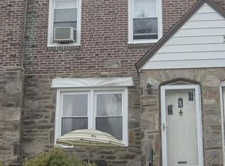131 Academy Ln, Upper Darby, PA 19082