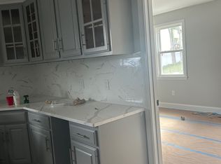 6 Della St FLOOR 1, Milford, MA 01757