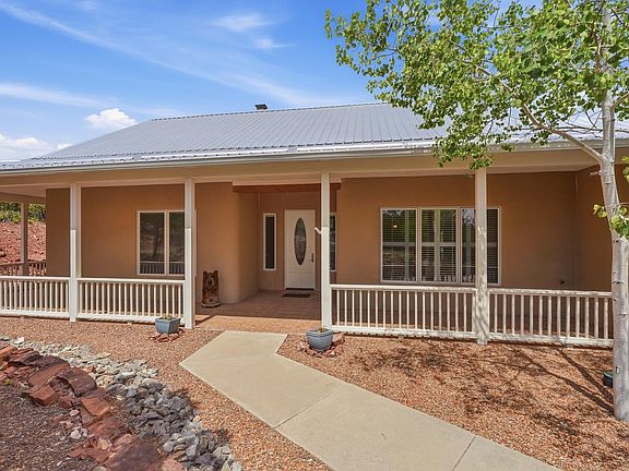 2nd image of 12 Tewa Ct