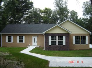 25945 Sackamaxon Dr, Sorrento, FL 32776
