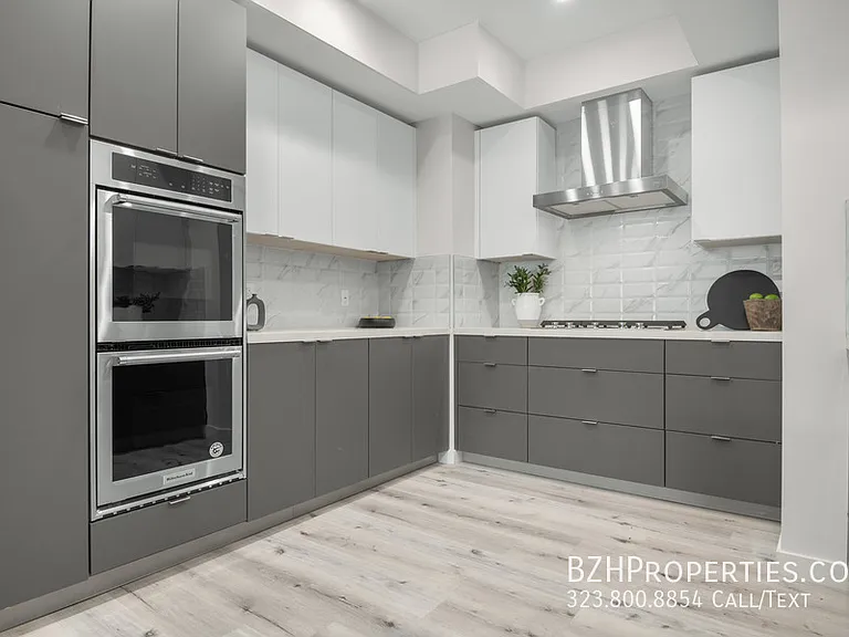 Bedford Twenty - Luxury Condos — Photo 59