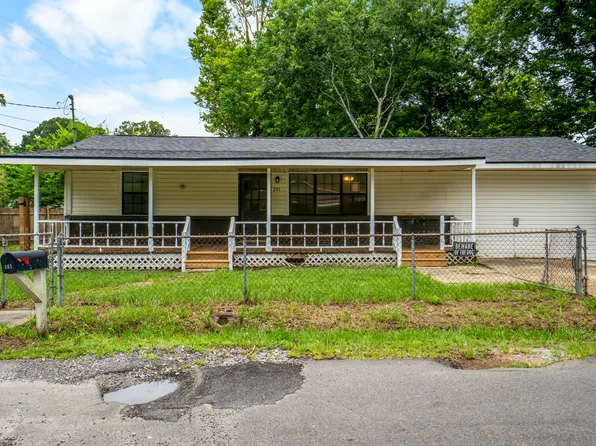 201 Barron St, Petal, MS 39465