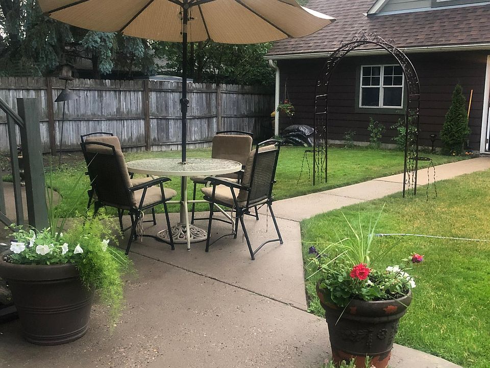 Outdoor patio area