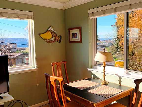 More Sound/Mountain Views
Bright Light Filled Rooms.